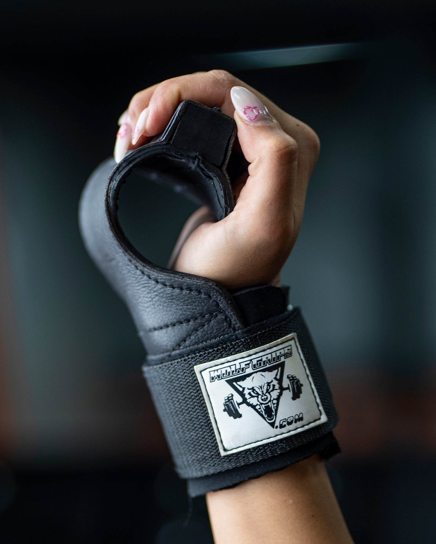 Wolf Grips - Non-slip Weightlifting Grips for Max Weight & Reps