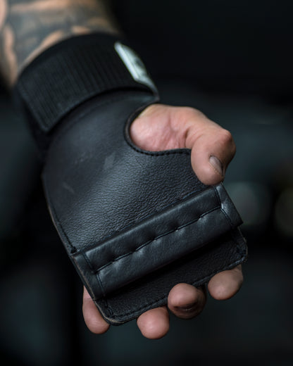 Wolf Grips - Non-slip Weightlifting Grips for Max Weight & Reps